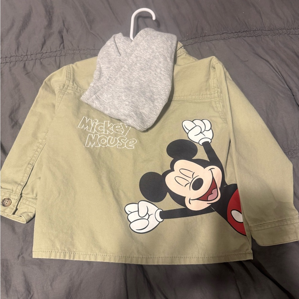 Zara Khaki  green Jacket with Gray hood 🩶🩶🩶